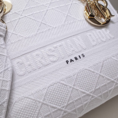 Lady Diro Handle Bag With Gold Hardware-24CM