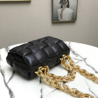 Bottega Veneta Padded Cassette Bag-26*18*8CM