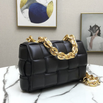 Bottega Veneta Padded Cassette Bag-26*18*8CM