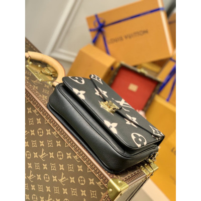 Louis Vuitton Pochette Metis Handbags-25*19*7CM