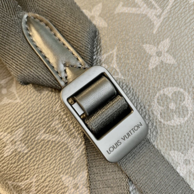 Louis Vuitton M45913 Saumur Backpack-27*42*13CM