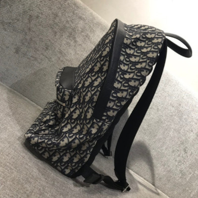 Diro Oblique Backpack-42x33x15CM