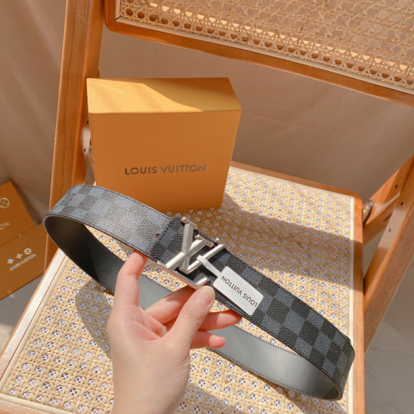 Louis Vuitton Belt-4CM