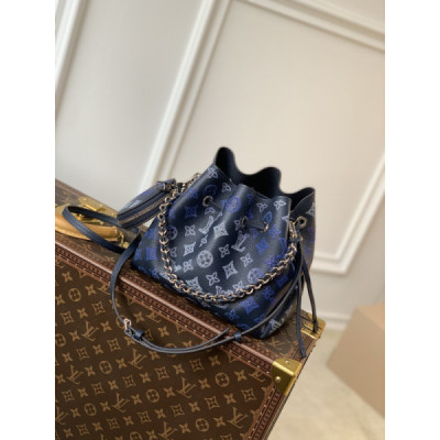 Louis Vuitton Bella Tote Bag-19 x 22 x 14CM