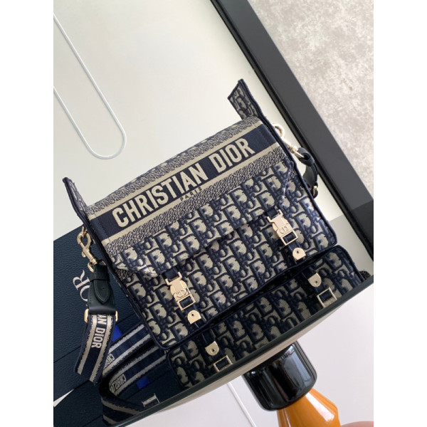 Diro Oblique Messenger Bag-28×24×12CM