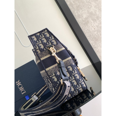 Diro Oblique Messenger Bag-28×24×12CM