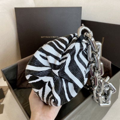 Bottega Veneta The Chain Pouch-31*12*16cm