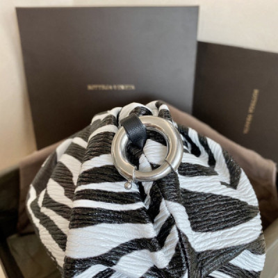 Bottega Veneta The Chain Pouch-31*12*16cm