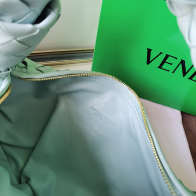 Bottega Veneta Jodie Hobo-36x21x13CM