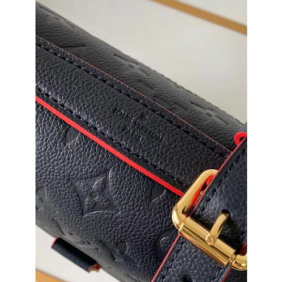 Louis Vuitton Pochette Metis Handbags-25*19*7CM