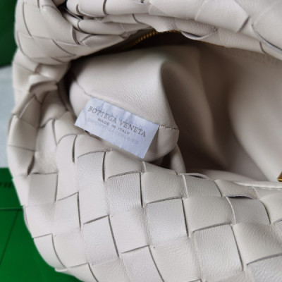 Bottega Veneta Jodie Hobo-23x28x8CM