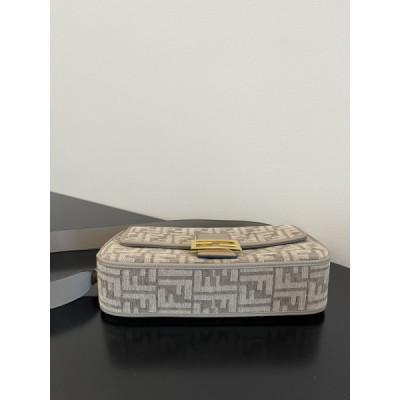FendI Baguette Bag-26x14x4CM
