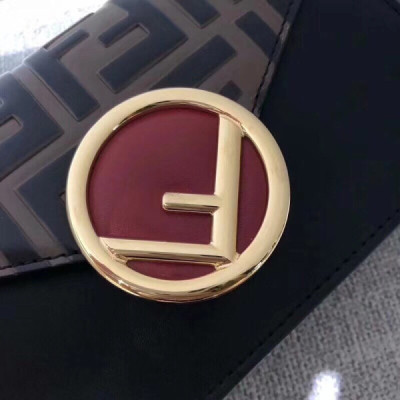 Fendi PeekabooTote-18*10*4CM