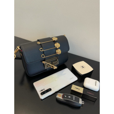 FendI Small Baguette Bag-20x15x9CM