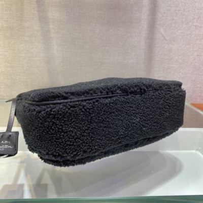 Prada Nylon NE515 Hobo Bag-23*14*5CM