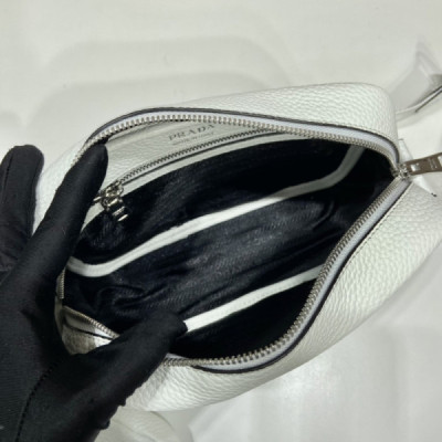 Prada 1BH182 Crossbody Bag -22*14.5*8CM
