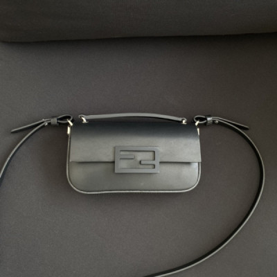 FendI Baguette Bag-19×14×4CM