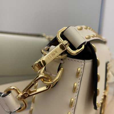 FendI Medium Baguette Bag-26x15x4CM