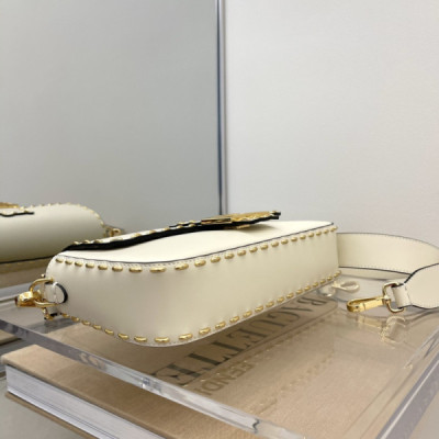 FendI Medium Baguette Bag-26x15x4CM