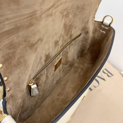 FendI Medium Baguette Bag-26x15x4CM