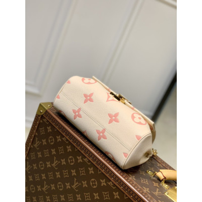 Louis Vuitton Favorite M46393-24 x 14 x 9CM
