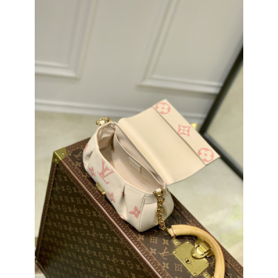 Louis Vuitton Favorite M46393-24 x 14 x 9CM