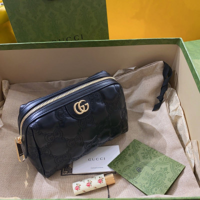 Gucci GG Matelassé Cosmetic Bag-16*12.5*9CM
