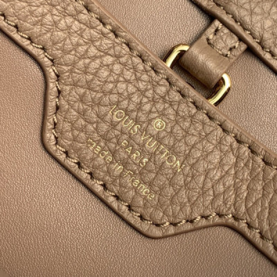 Louis Vuitton Capucines Bag-27*18*9CM