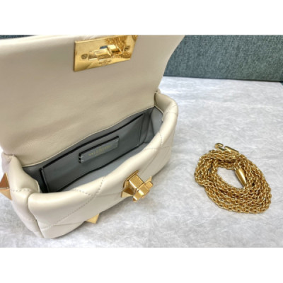 Valentin0 Garavani Roman Stud-Mini Size-19x13x6CM