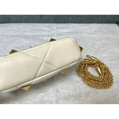 Valentin0 Garavani Roman Stud-Mini Size-19x13x6CM