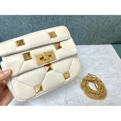 Valentin0 Garavani Roman Stud-Mini Size-19x13x6CM