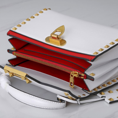 Valentino Garavani Rockstud Alcove-22*17*9CM