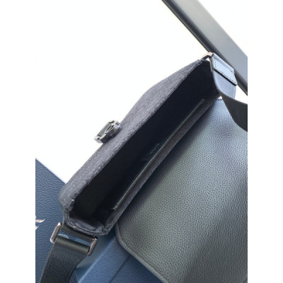 Diro Saddle Messenger Bag-23 x 18 x 6CM