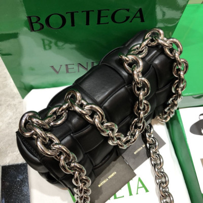 Bottega Veneta Padded Cassette Bag-26*18*8CM