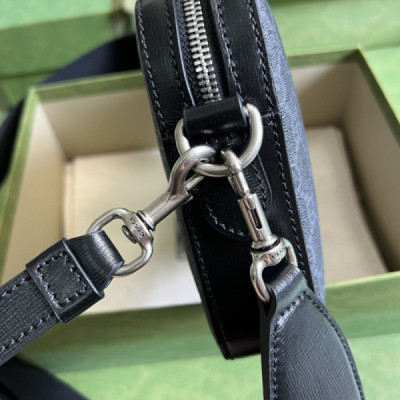 Gucci Vintage GG Supreme-24.5x 16x 4.5CM