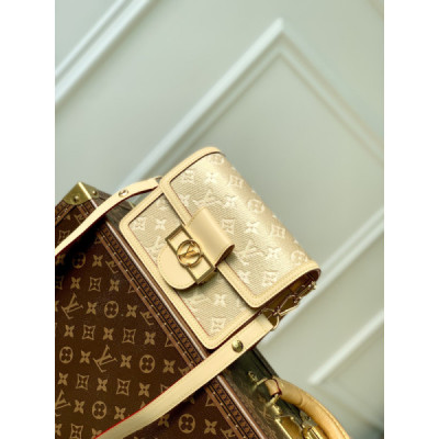 Louis Vuitton Mini Dauphine Bag-20*15*9CM
