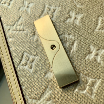 Louis Vuitton Mini Dauphine Bag-20*15*9CM