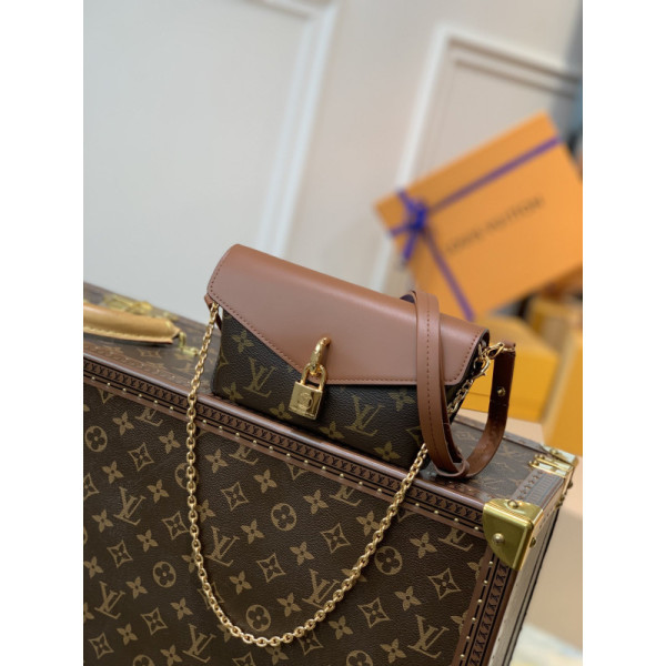 Louis Vuitton Padlock on Strap-19×11×3CM