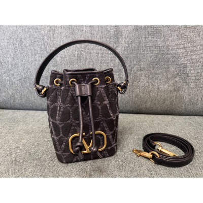 Valentino GARAVANIVLOGO SIGNATURE Bag-12*18*10CM