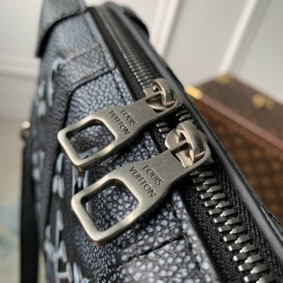 Louis Vuitton Soft Trunk-M81776-22.5*14*5 M