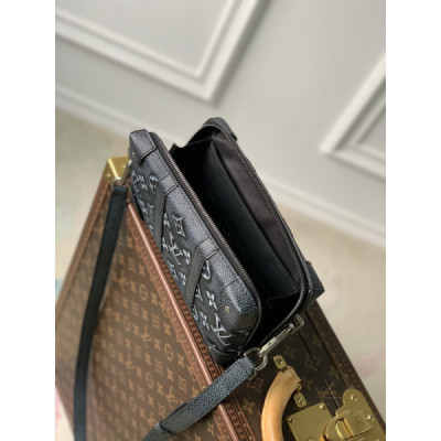 Louis Vuitton Soft Trunk-M81776-22.5*14*5 M