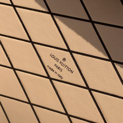 Louis Vuitton Petite Malle-20*5*12.5CM