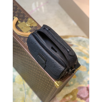 Louis Vuitton S Lock Bag-M45806-22*18*8CM