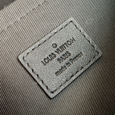 Louis Vuitton S Lock Bag-M45806-22*18*8CM