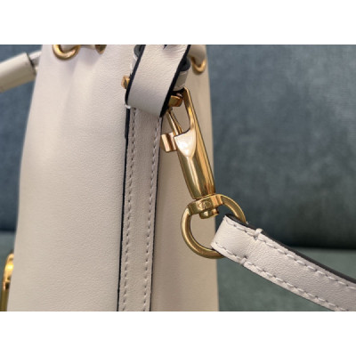 Valentino GARAVANIVLOGO SIGNATURE Bag-12*18*10CM