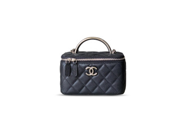 CH@NEL MASTER LONG VANITY CASE WITH CHAIN AP3747 (19*12*3.5cm)