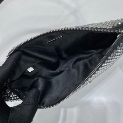 Prada Triangle Handbags lNQ044-26*15*5.5CM