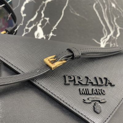 Prada 1BP020 Saffiano Chain Bag-20*12*4CM