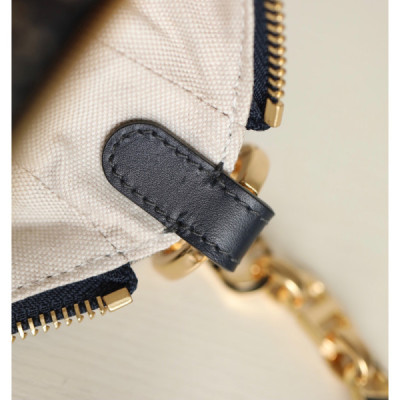 Diro CD Lounge Bag-26 x 15 x 5.5 CM