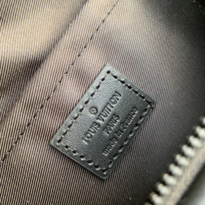 Louis Vuitton Moon Crossbody Bag-24.5 x 16 x 4.55CM